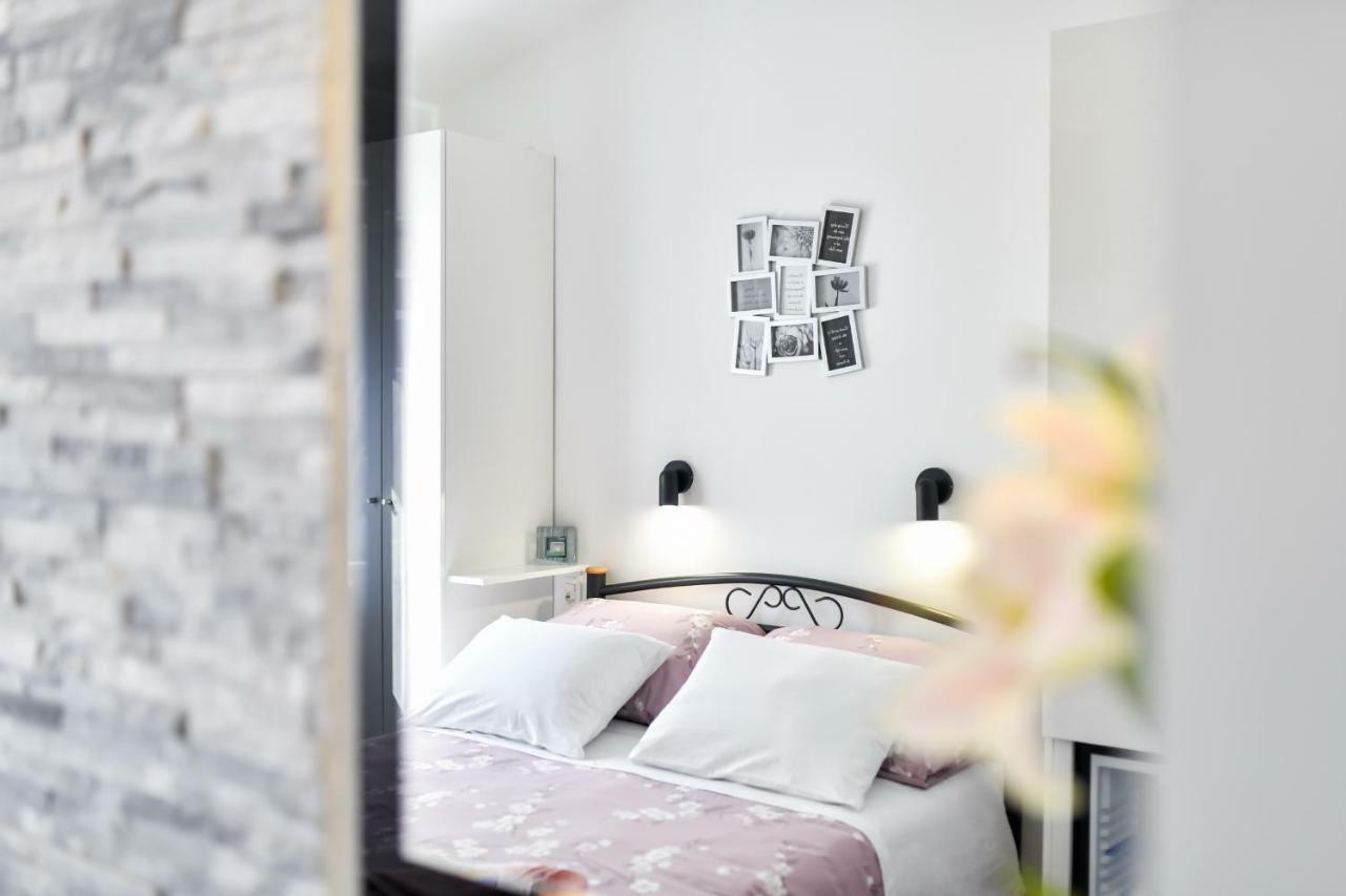 Apartments And Rooms Nekic Zadar Exterior foto